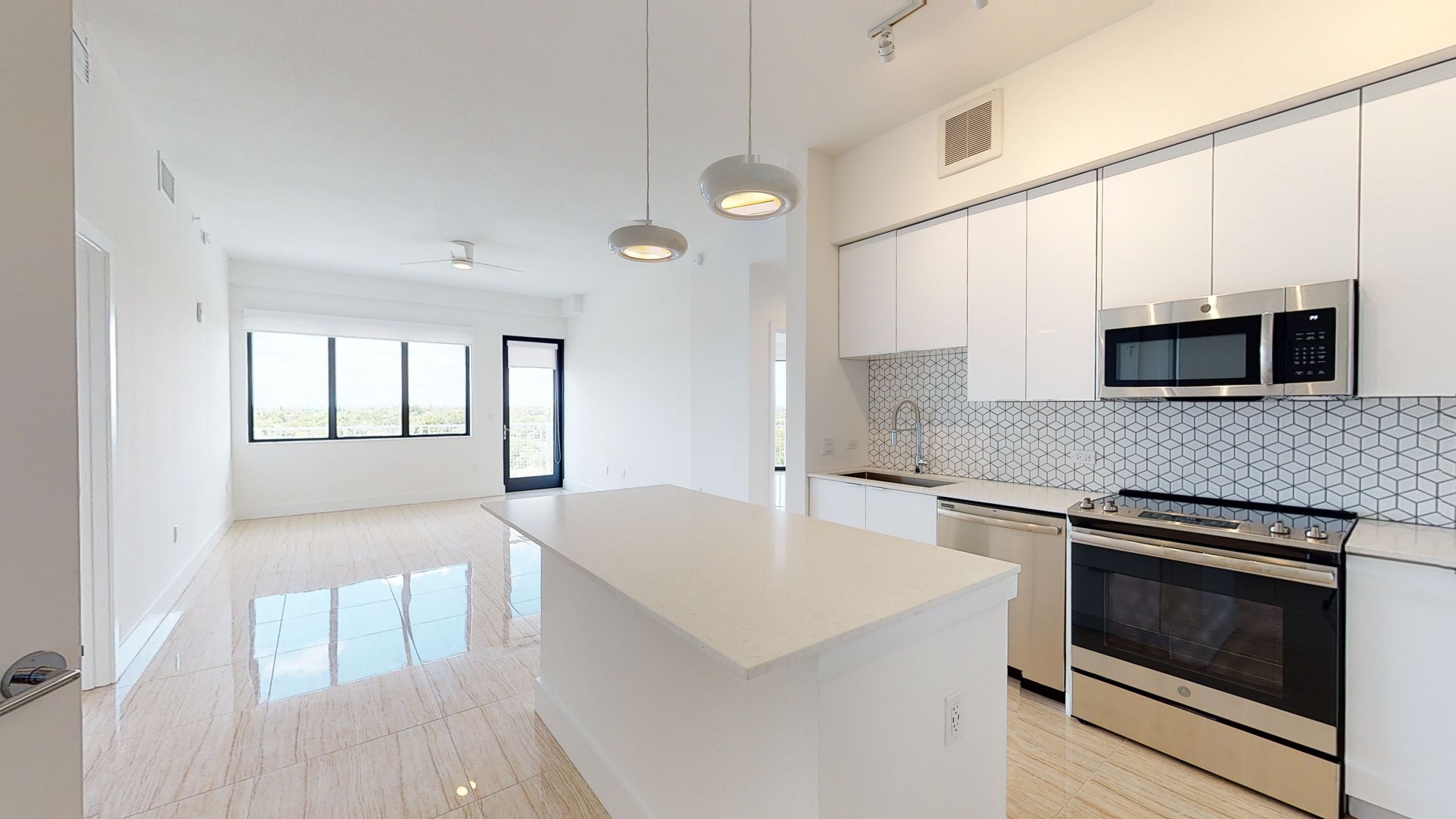 Apartment for Rent in Plantation FL | Contact AMLI Park West
